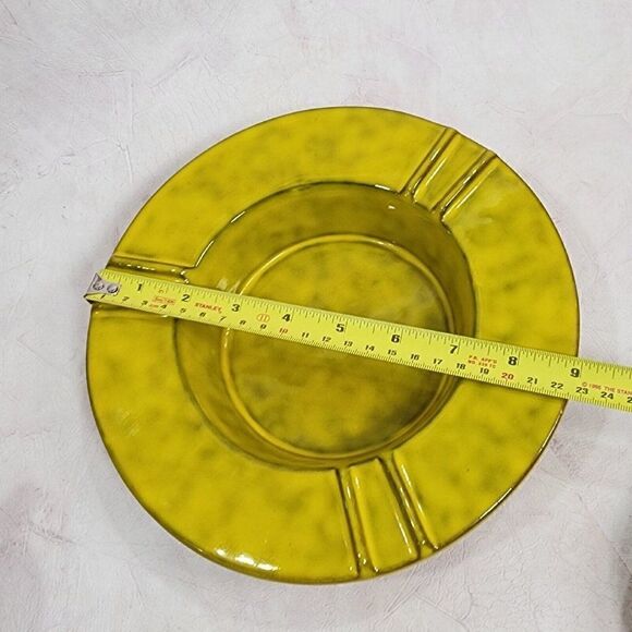 Set of 3 Vtg MC Italy 9"/ 7"/ 6.75" PV Peasant Village Pottery Yellow Ashtrays - Picture 10 of 16